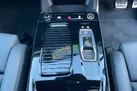 2024-audi-q6-e-tron-small-32