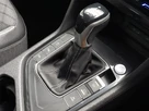 2021-volkswagen-tiguan-small-16