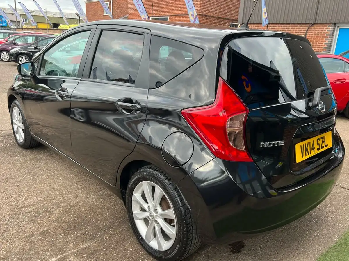 2014-nissan-note-15dci-tekna-style-pack-big-10