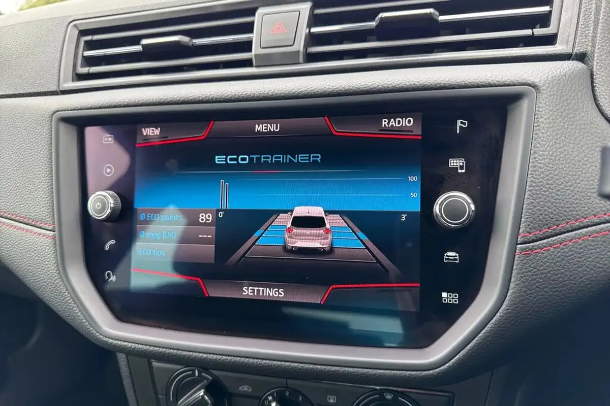 2020-seat-ibiza-10-mpi-fr-big-50