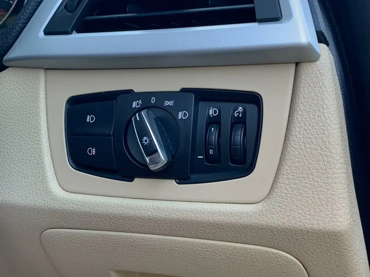 2012-bmw-3-series-20td-320d-se-184bhp-ss-touring-5d-auto-big-30
