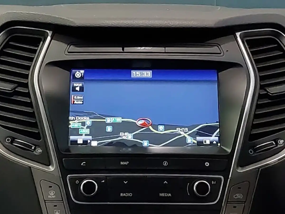 2017-hyundai-santa-fe-22-crdi-premium-22-crdi-200ps-blue-drive-isg-7st-auto-big-10