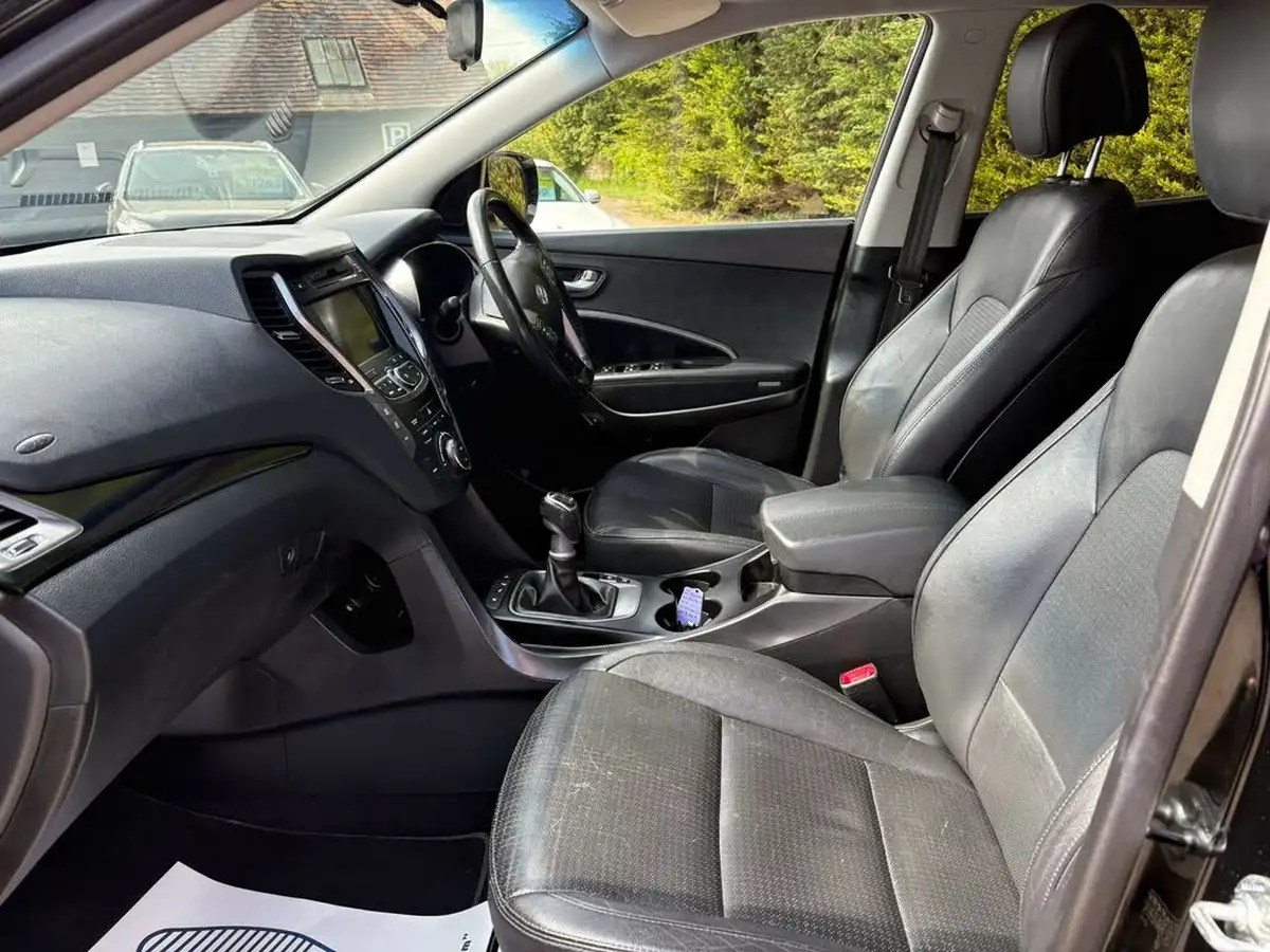 2013-hyundai-santa-fe-22-crdi-premium-se-big-16