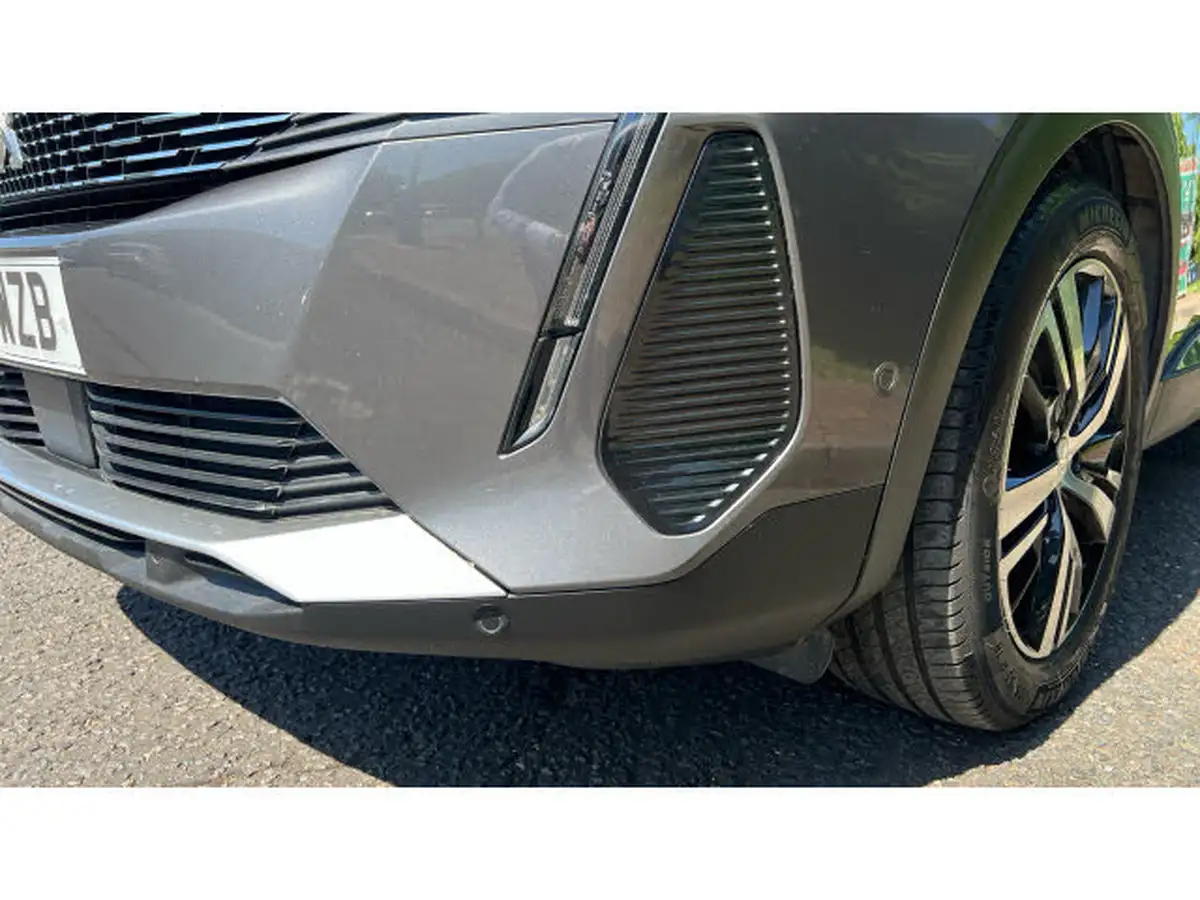 2021-peugeot-3008-suv-12-puretech-gt-eat8-big-21