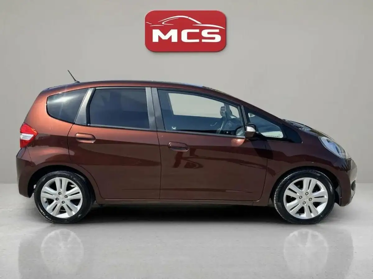 2011-honda-jazz-14-ex-cvt-big-6