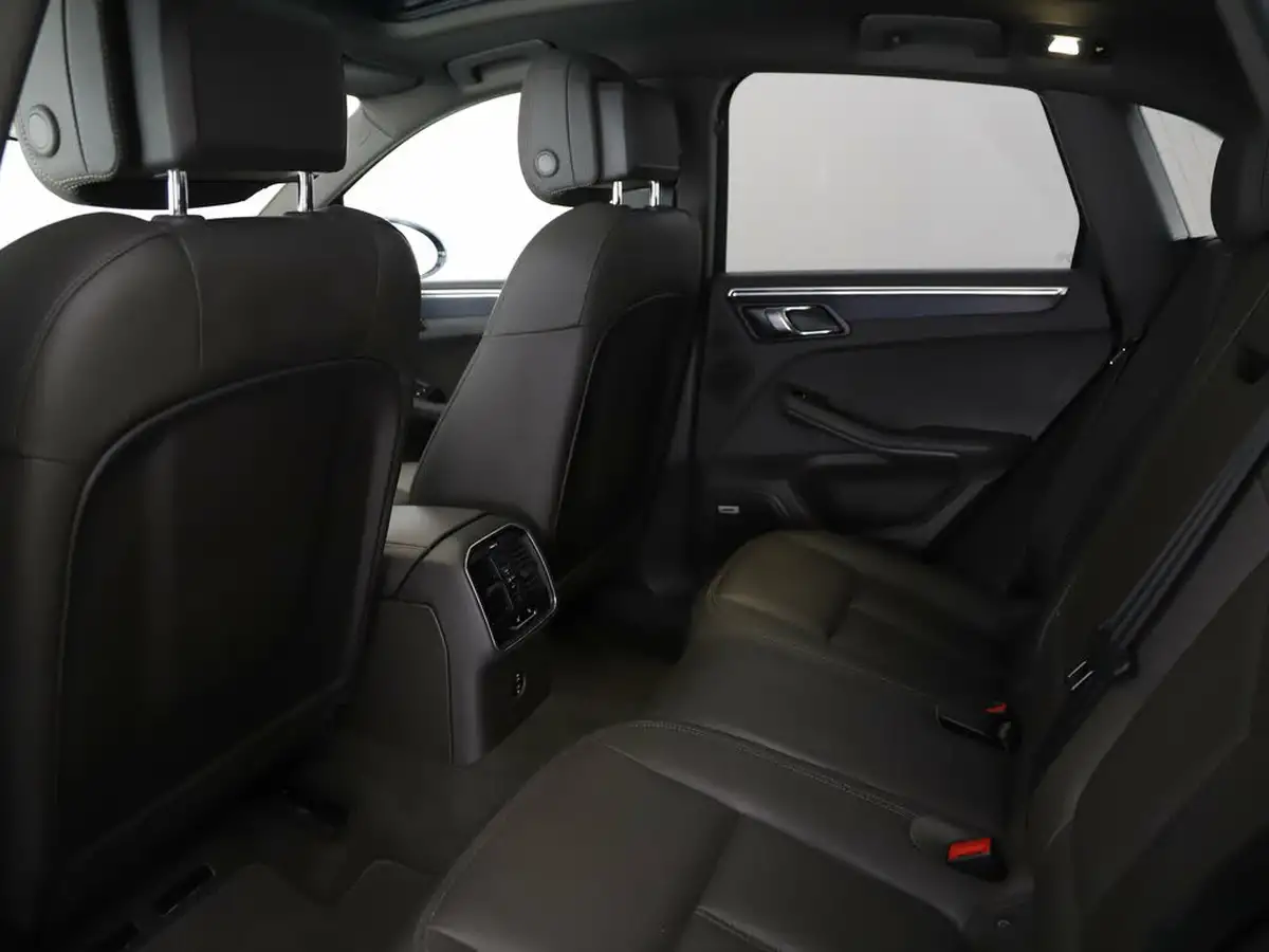 2022-porsche-macan-29-v6-gts-big-26