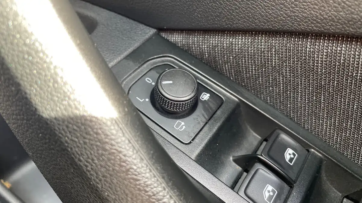 2020-skoda-kamiq-10-tsi-se-l-116ps-dsg-big-27