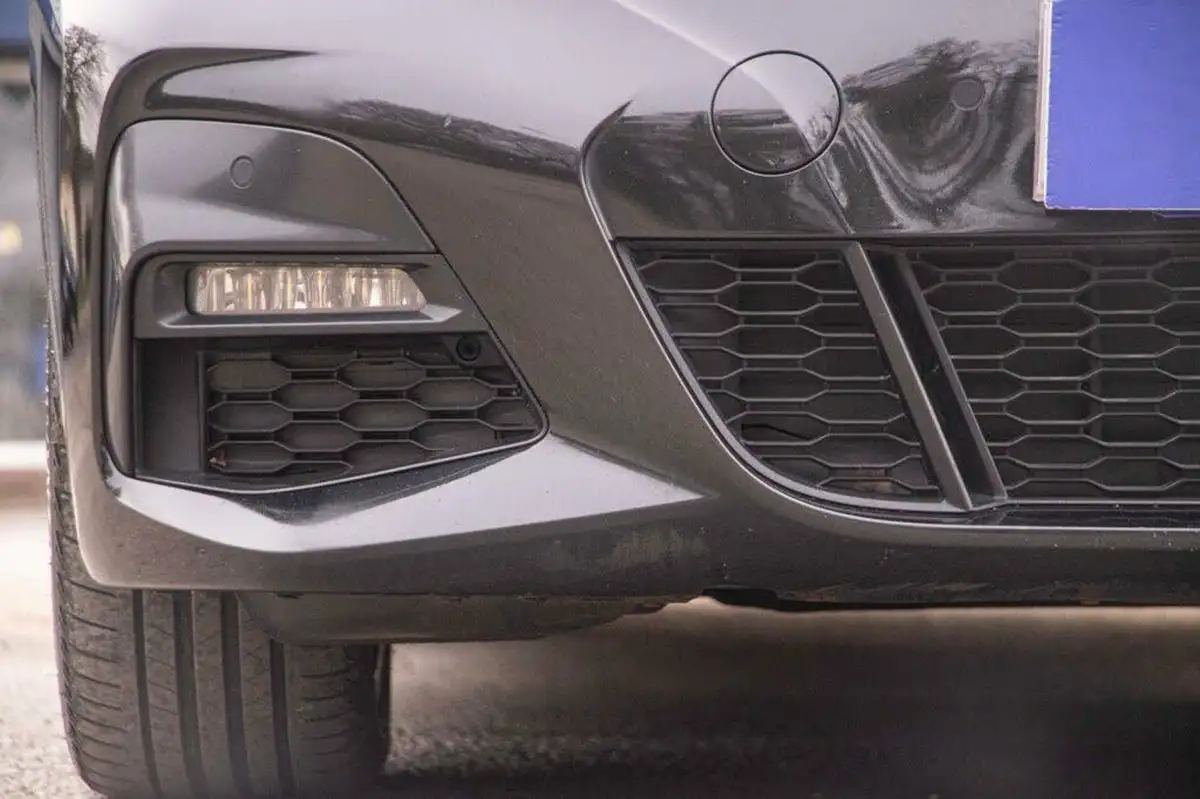 2022-bmw-3-series-20-330e-m-sport-touring-5d-big-34