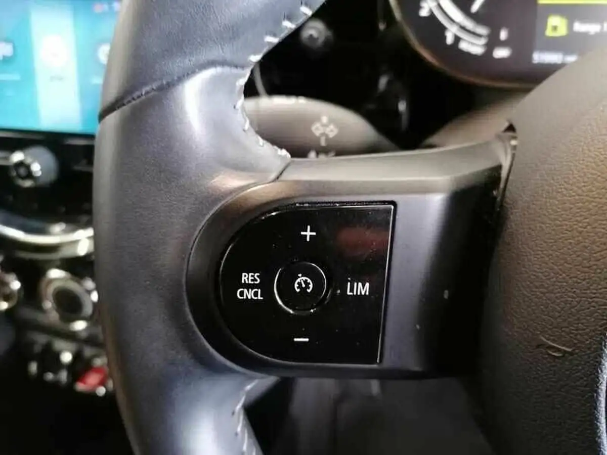 2021-mini-cooper-20-cooper-s-sport-hatchback-5d-big-29