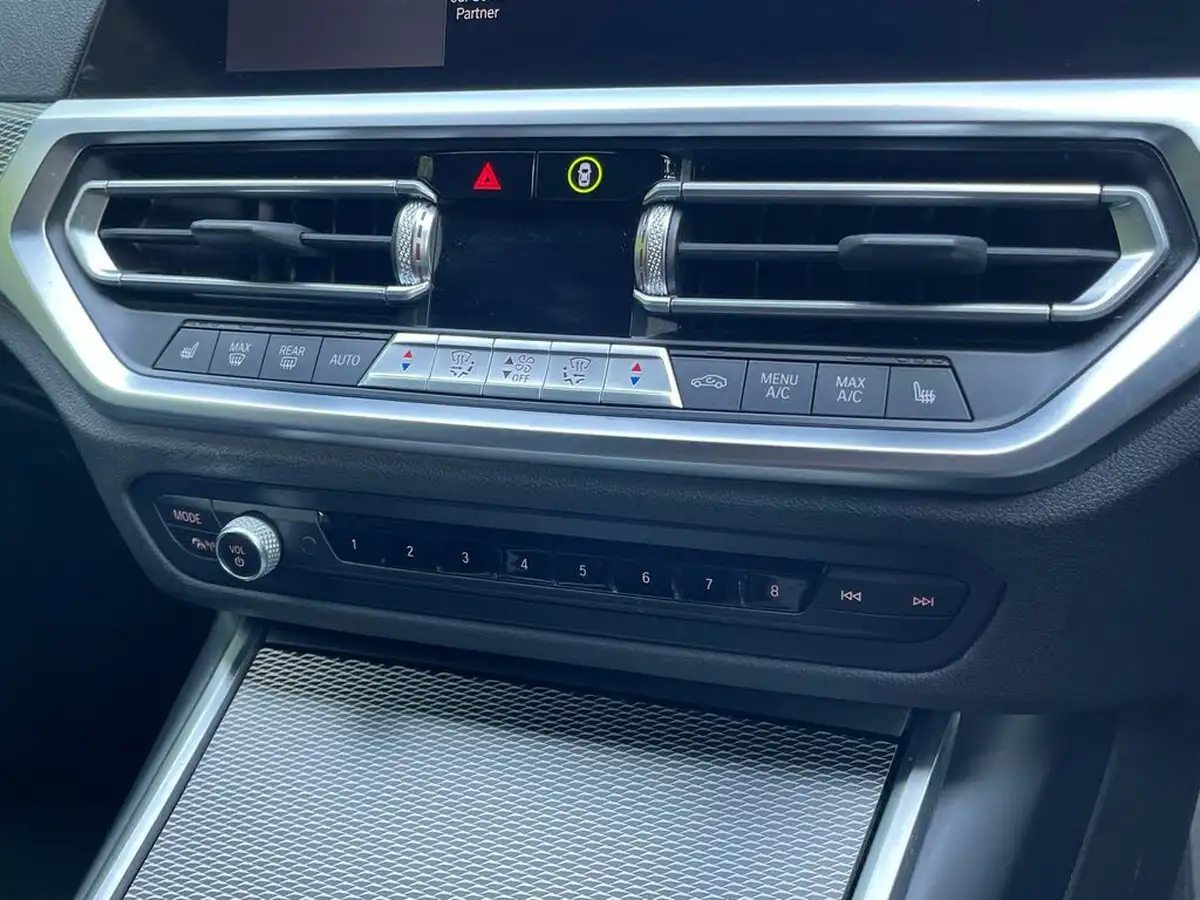 2022-bmw-3-series-20-320i-m-sport-pro-pack-saloon-4d-big-11