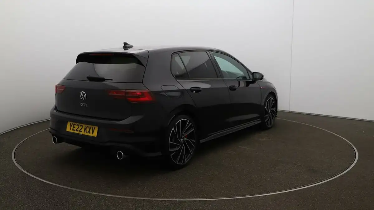 2022-volkswagen-golf-20-tsi-gti-dsg-big-55