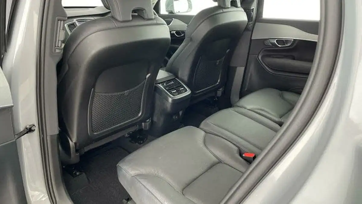 2024-volvo-xc90-20-b5-core-big-33