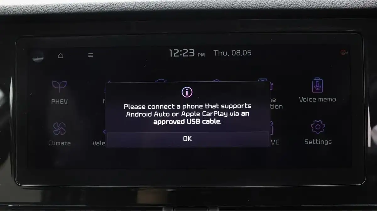 2021-kia-niro-16-gdi-phev-3-42in-cluster-big-25