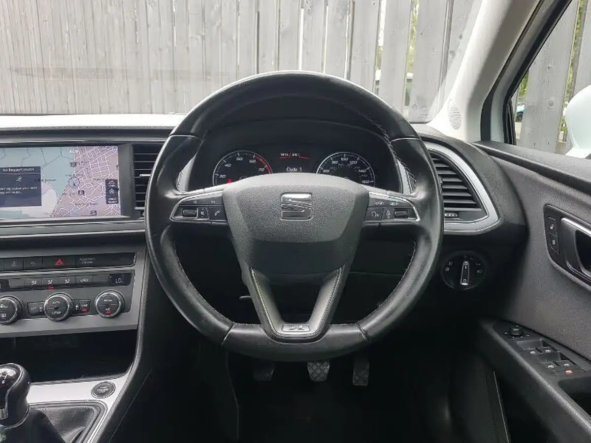 2017-seat-leon-14-tsi-xcellence-technology-hatchback-big-6