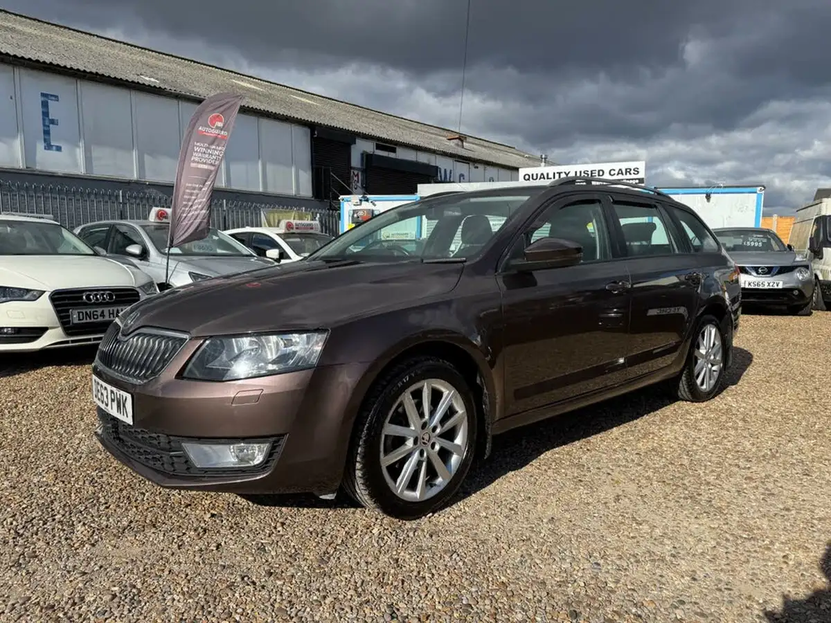 2013-skoda-octavia-14-elegance-140ps-estate-1395cc-big-5
