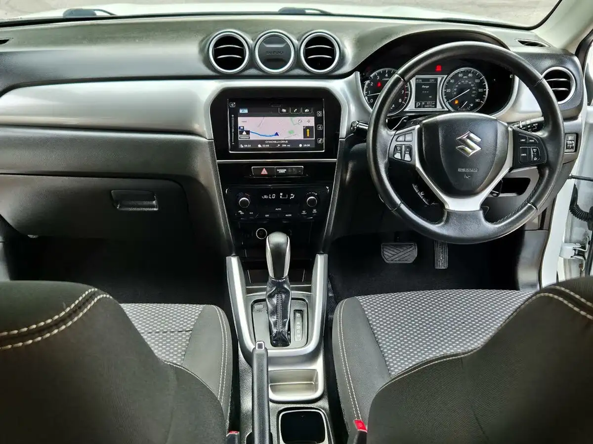 2017-suzuki-vitara-16-sz-t-auto-big-6