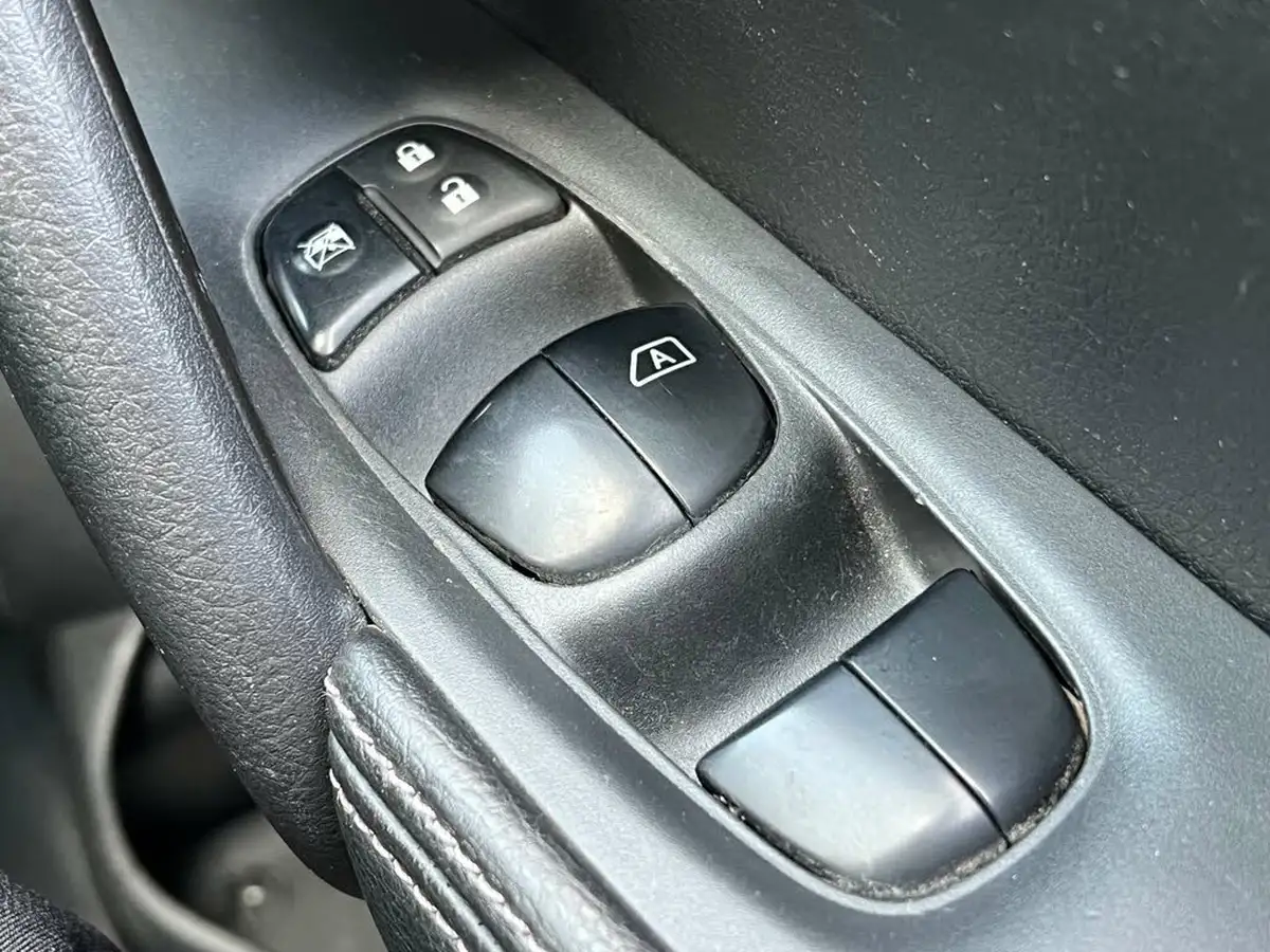 2017-nissan-x-trail-20dci-tekna-4x4-big-58