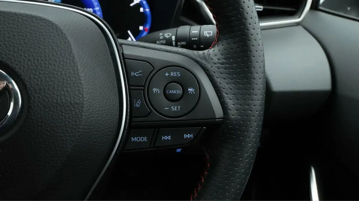 2022-toyota-corolla-18-vvt-i-gr-sport-120bhp-trk-hatchback-big-25