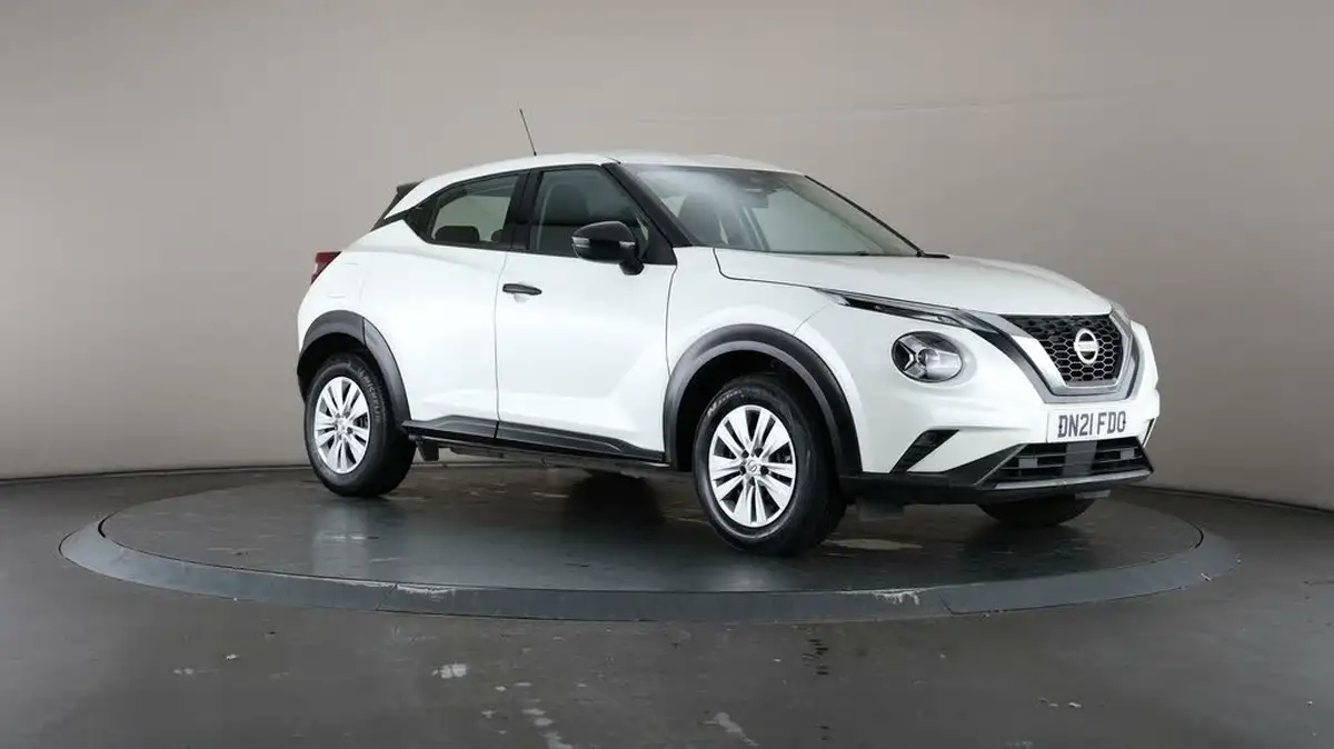 2021-nissan-juke-10-dig-t-visia-big-49