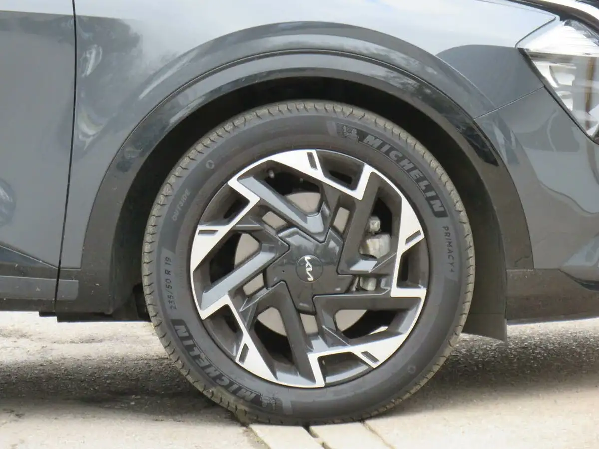 2024-kia-sportage-16-t-gdi-gt-line-148bhp-big-7