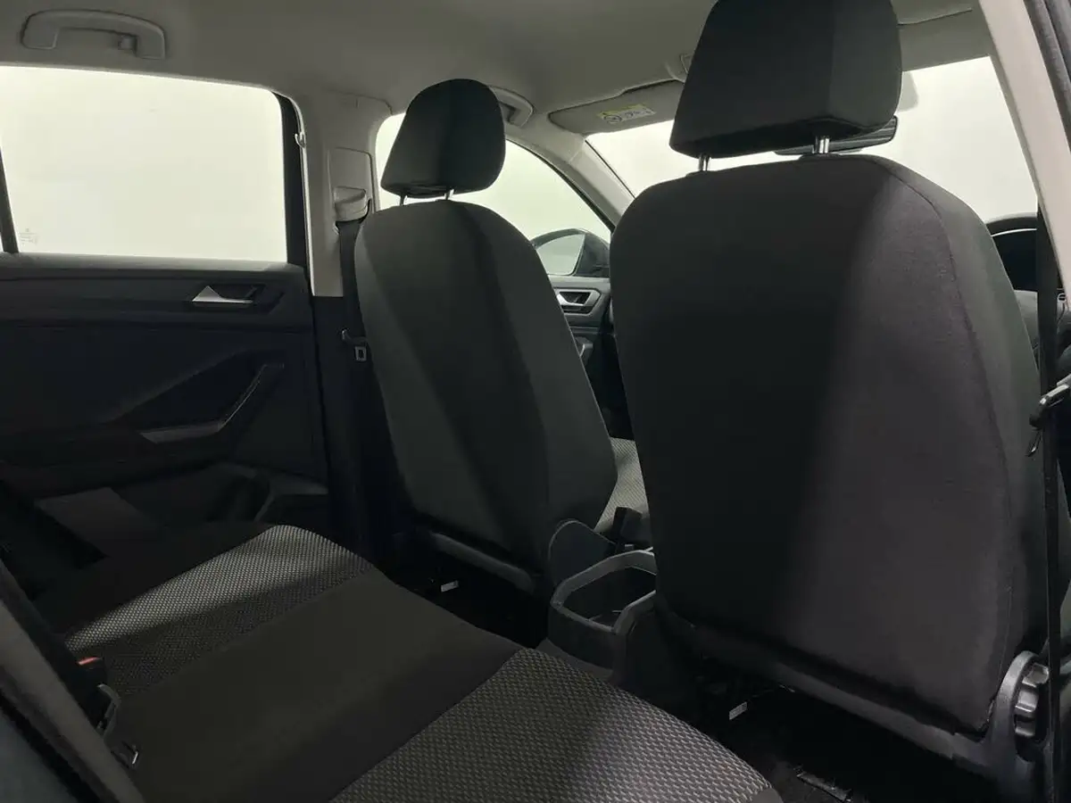 2021-volkswagen-t-roc-20tdi-s-big-31