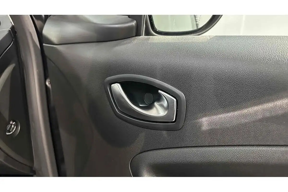 2022-renault-zoe-e-iconic-135ps-r135ze50-boost-charge-big-27