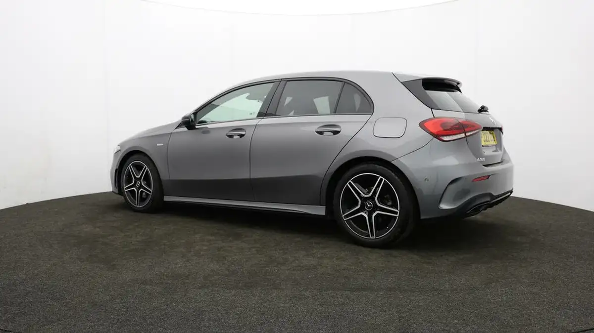 2022-mercedes-benz-a-class-13-a180-amg-line-executive-edition-hatchback-5d-7g-dct-big-73