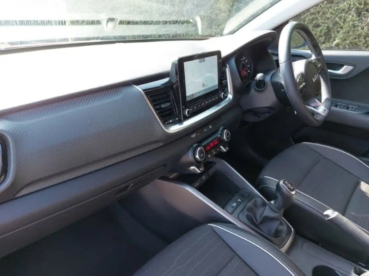2022-kia-stonic-10-t-gdi-gt-line-118bhp-48v-big-4