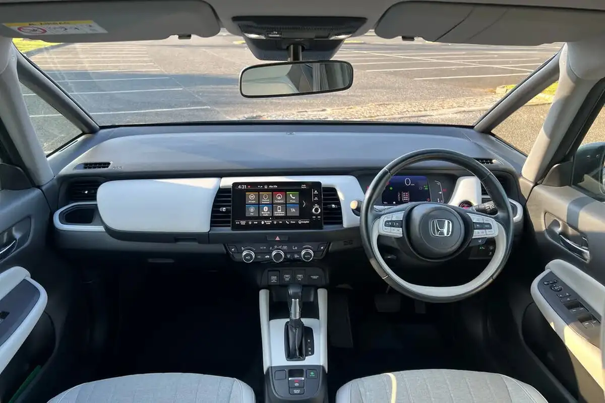 2020-honda-jazz-15-i-mmd-ex-big-3