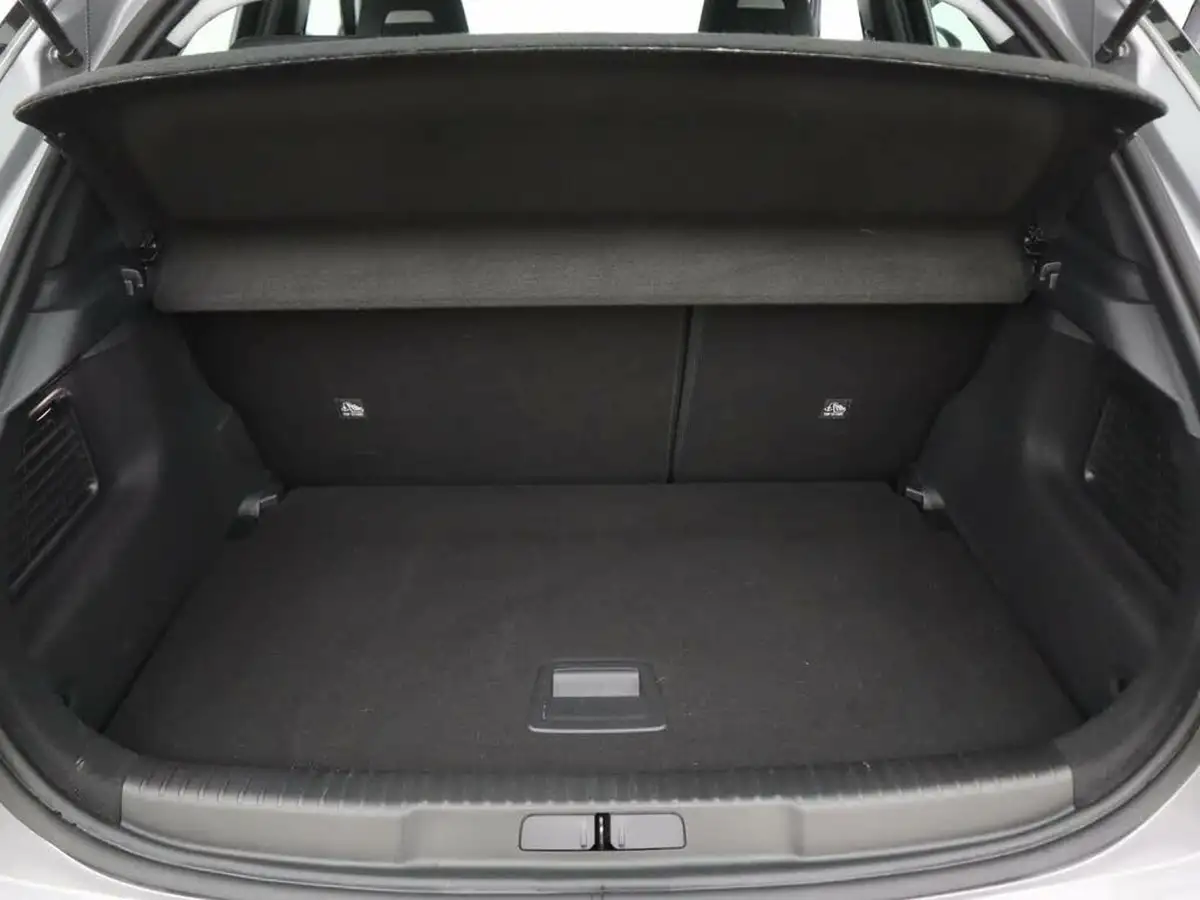 2022-vauxhall-mokka-e-elite-premium-big-8