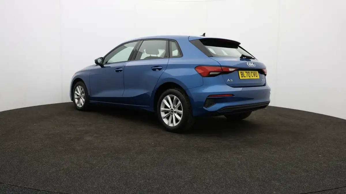2021-audi-a3-20-30-tdi-technik-big-4