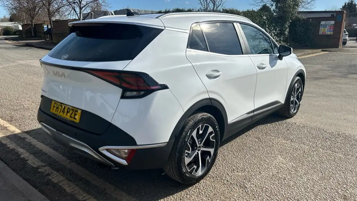 2025-kia-sportage-16-t-gdi-3-157bhp-48v-dct-big-30