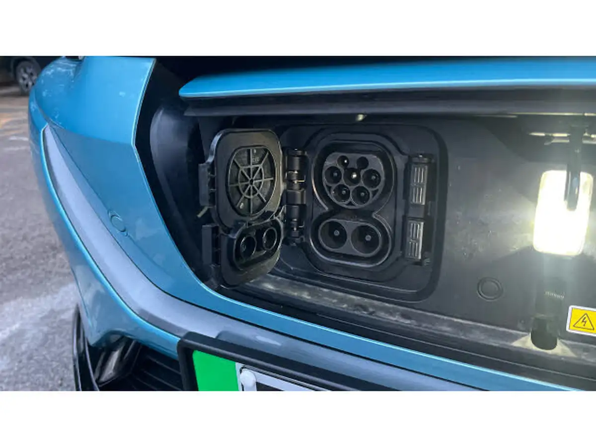 2023-honda-eny1-e-advance-big-17