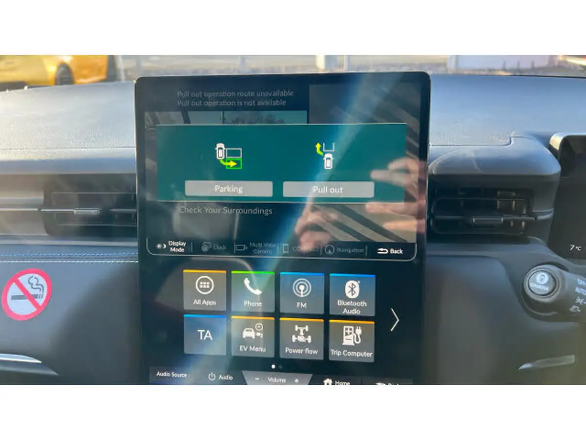2023-honda-eny1-e-advance-big-41