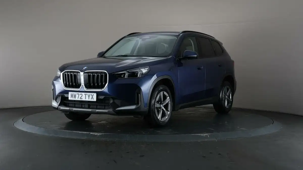 2022-bmw-x1-20td-sdrive18d-sport-steptronic-big-44