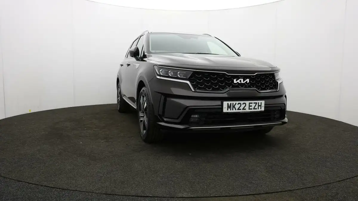2022-kia-sorento-16-t-gdi-3-226bhp-hev-big-52