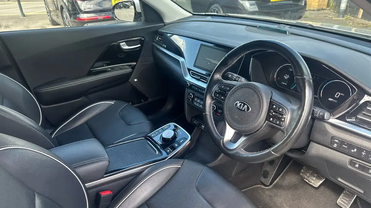 2021-kia-e-niro-ev-4-big-8