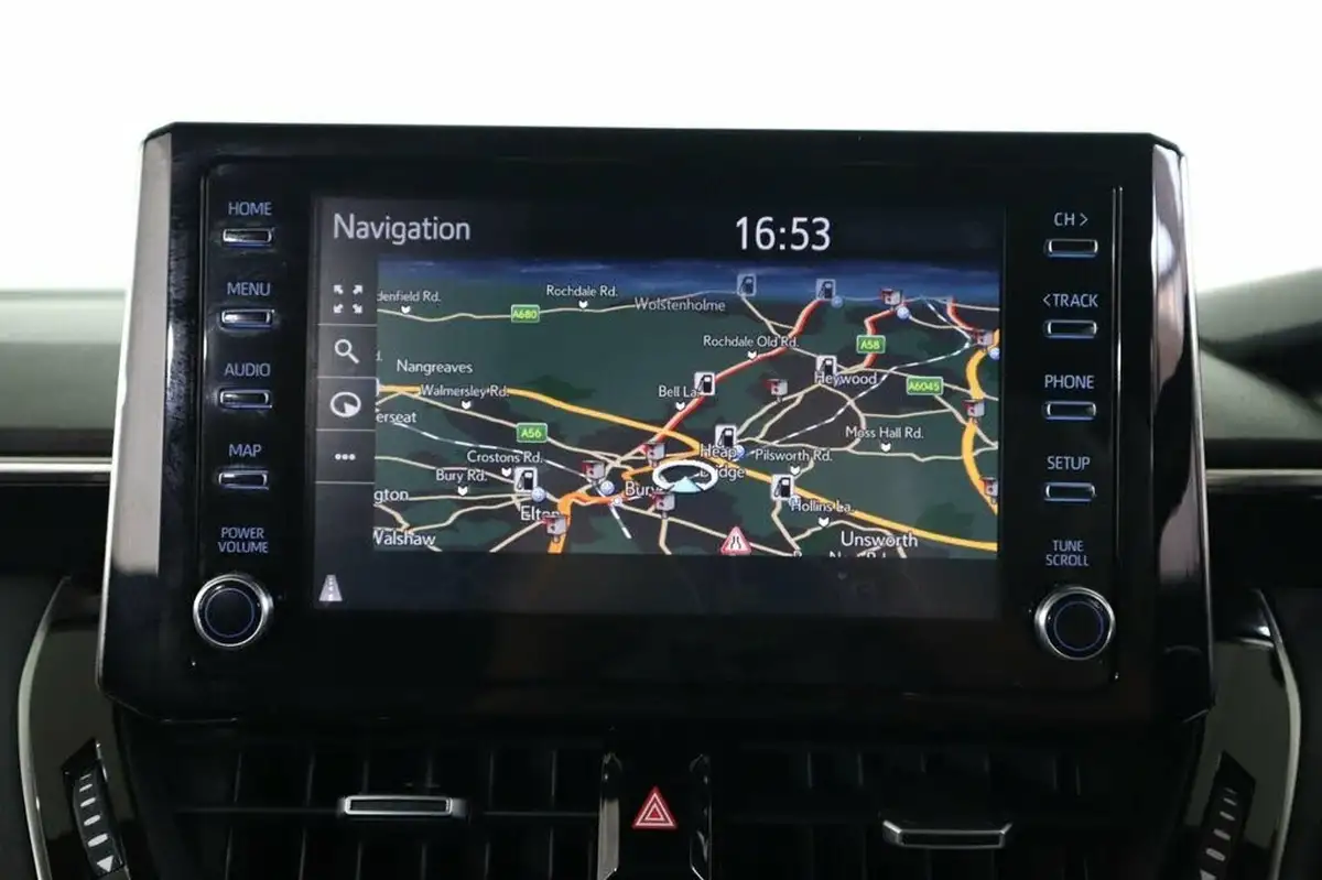 2021-toyota-corolla-18-vvt-i-icon-tech-spare-wheel-touring-sports-5d-big-33
