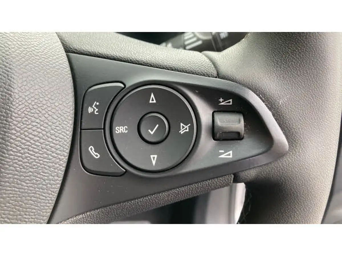 2023-vauxhall-corsa-e-gs-electric-136ps-11kw-charger-big-22