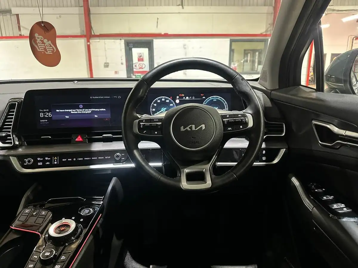2023-kia-sportage-16-t-gdi-4-226bhp-hev-auto-big-16