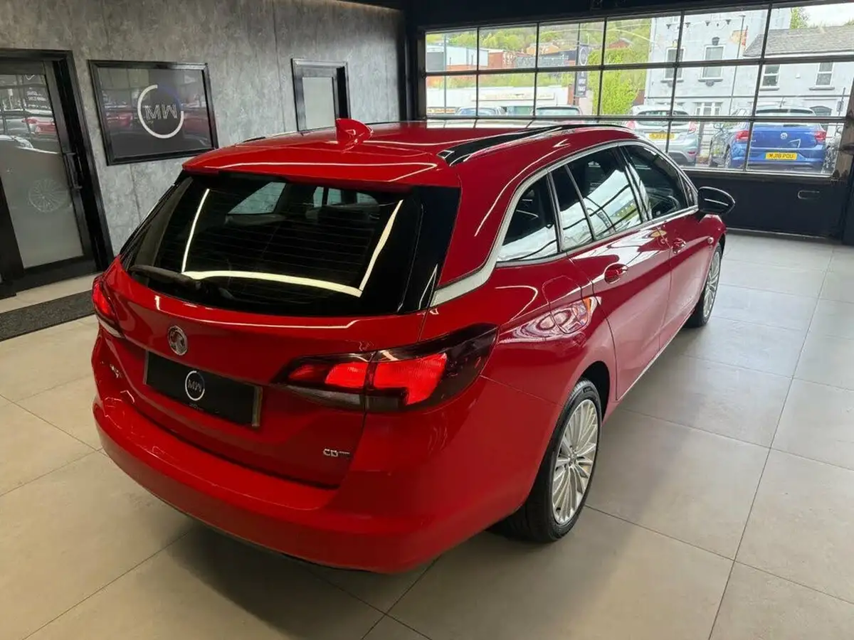 2018-vauxhall-astra-16cdti-elite-nav-110ps-sport-tourer-big-7