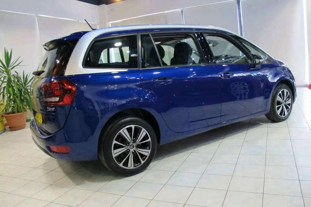 2018-citroen-grand-c4-picasso-16bluehdi-feel-big-5