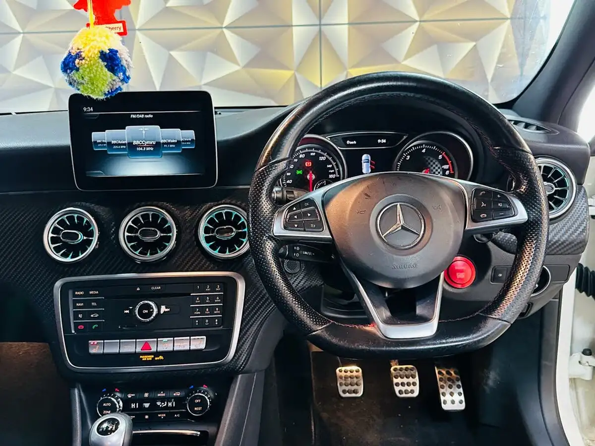 2016-mercedes-benz-a-class-15d-a180d-amg-line-premium-plusss-big-34