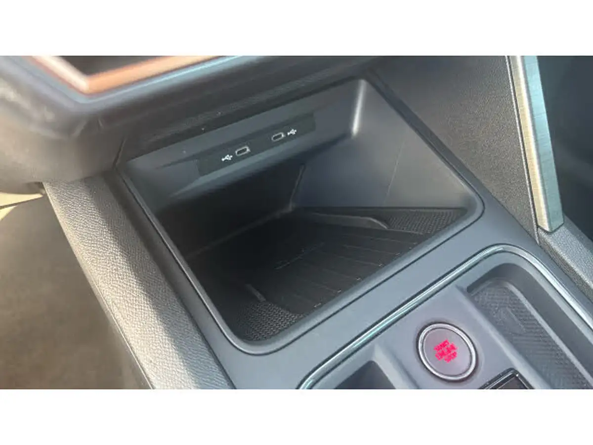 2023-cupra-formentor-20-tsi-v1-big-44