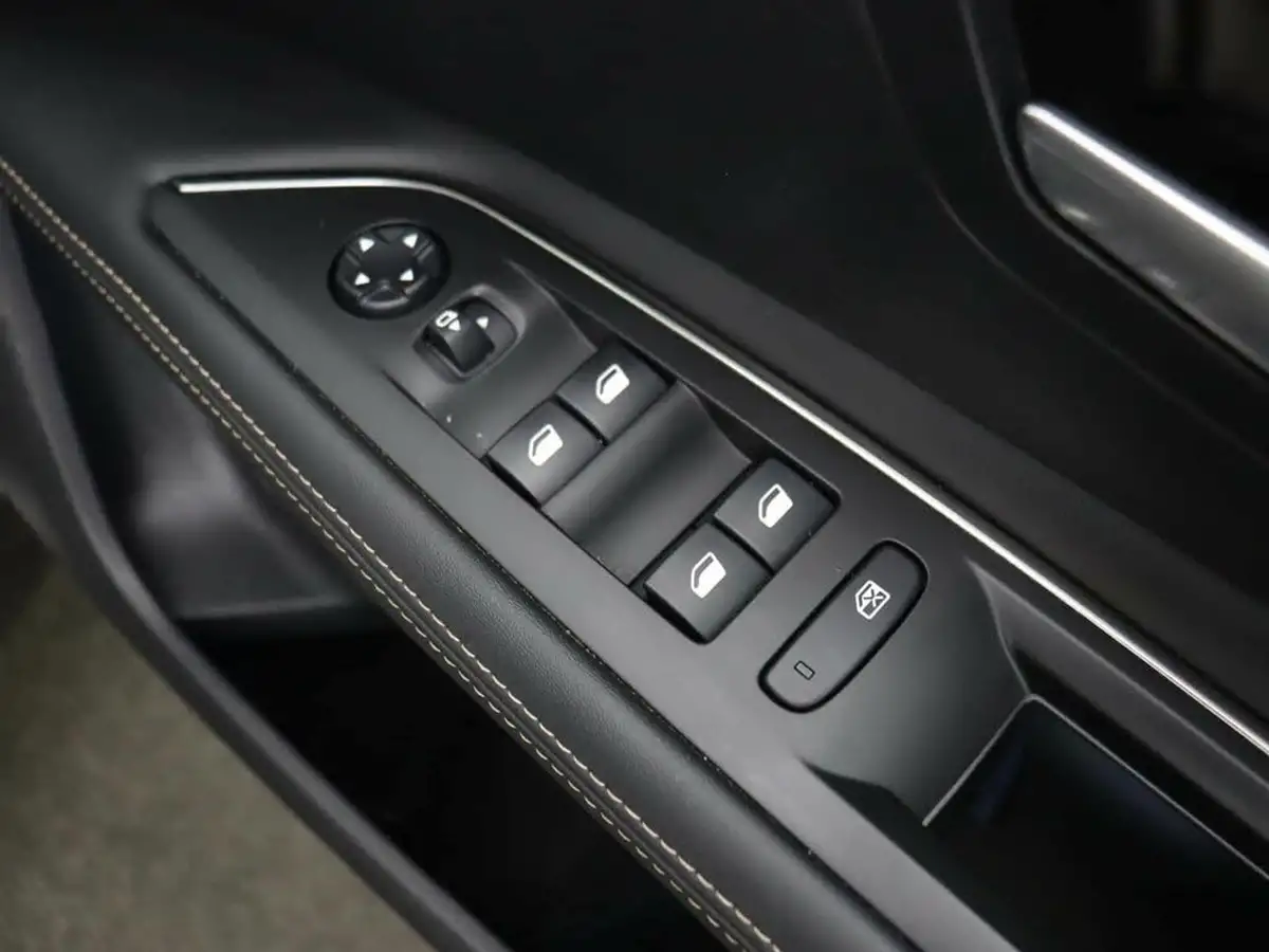 2020-peugeot-3008-suv-15-bluehdi-gt-line-big-13