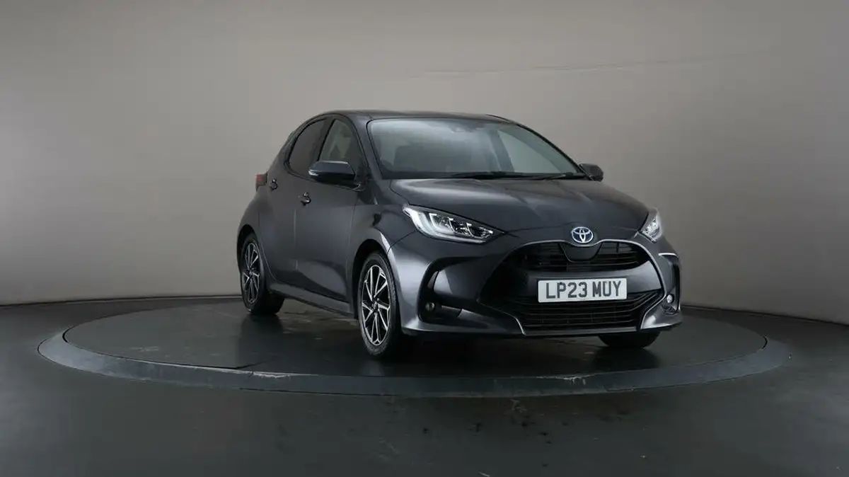 2023-toyota-yaris-15-vvt-i-design-big-43