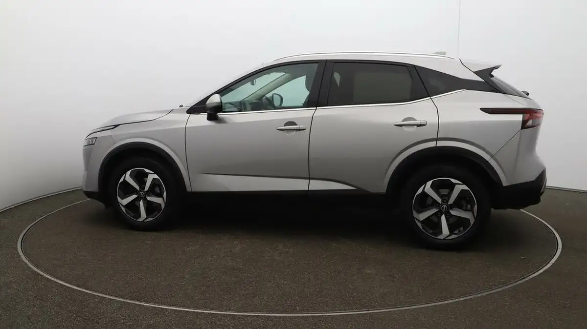 2022-nissan-qashqai-13-dig-t-n-connecta-140ps-big-49