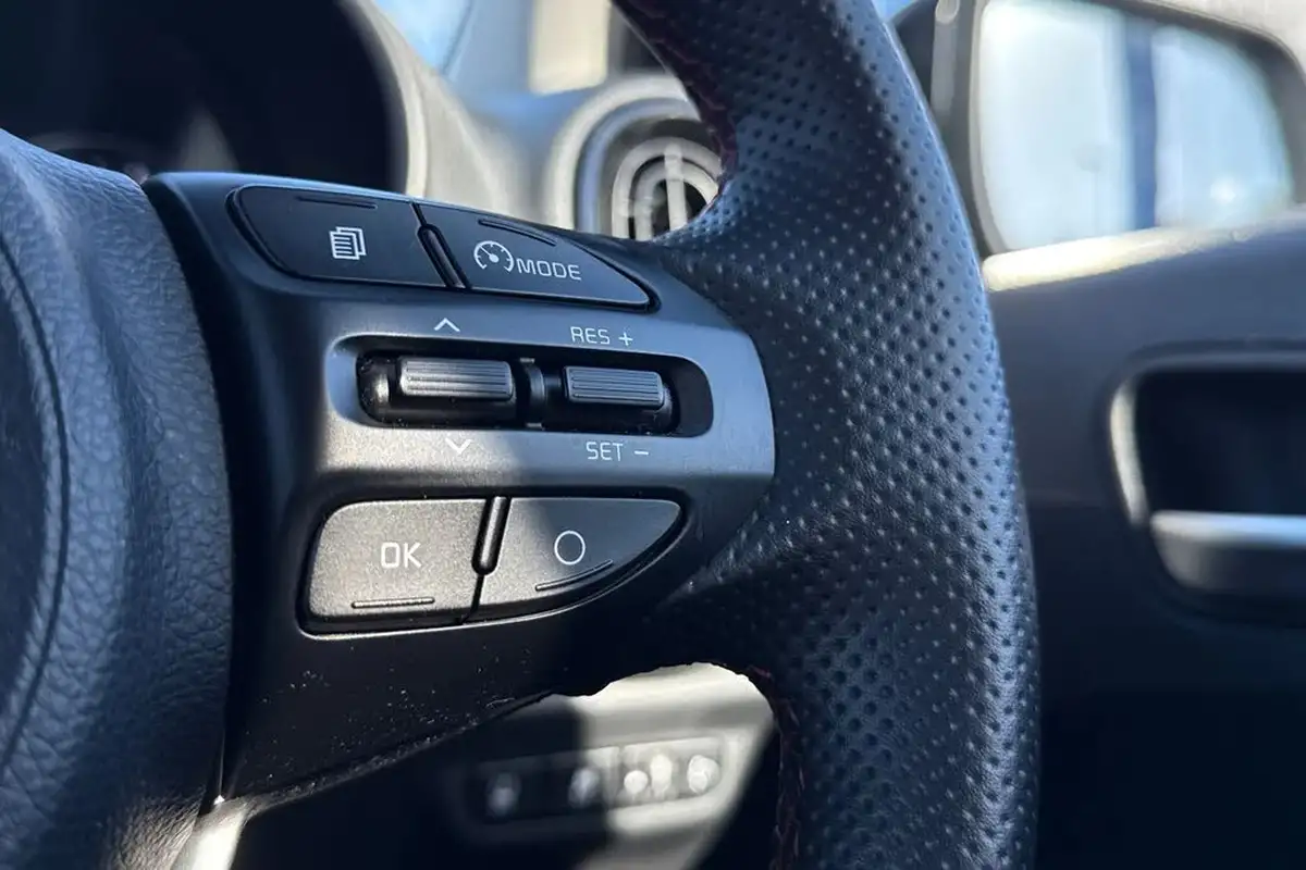 2021-kia-picanto-10-t-gdi-gt-line-s-big-28