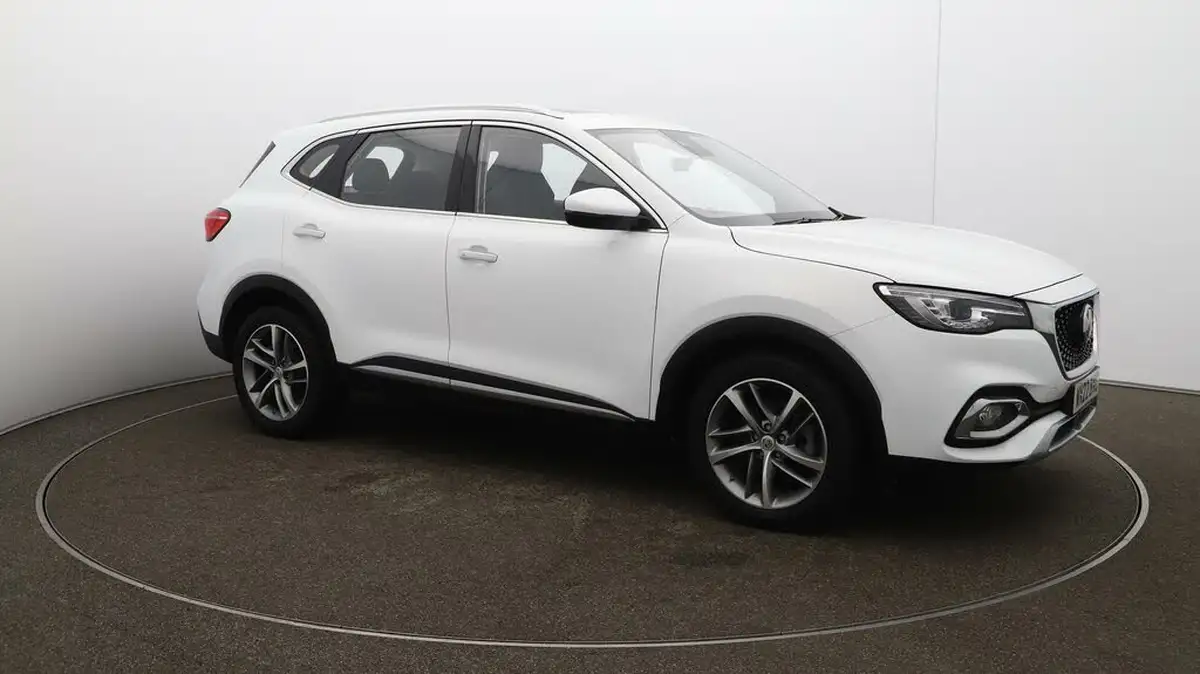 2022-mg-hs-15t-gdi-exclusive-162ps-dct-big-39