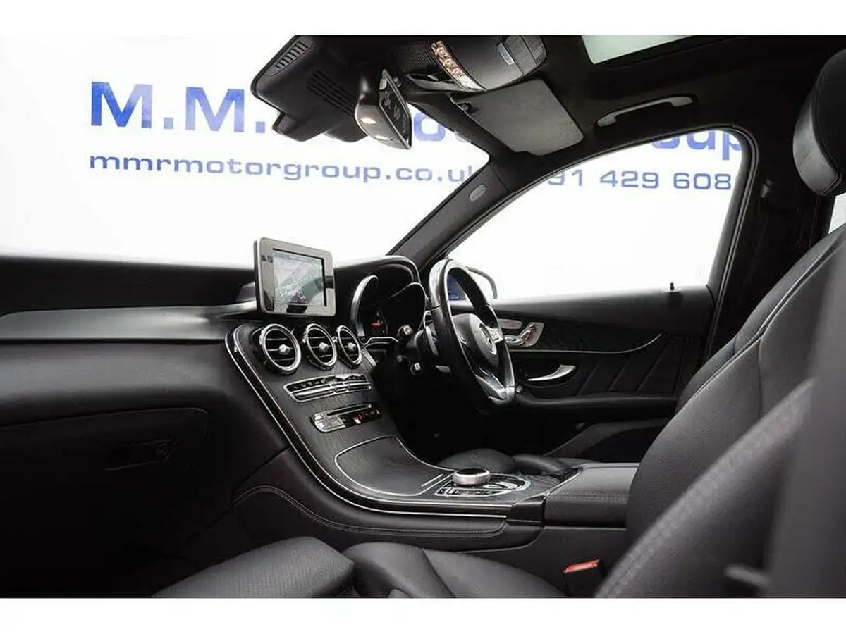 2018-mercedes-benz-glc-class-21d-glc250d-amg-line-premiumss-station-wagon-5d-big-23